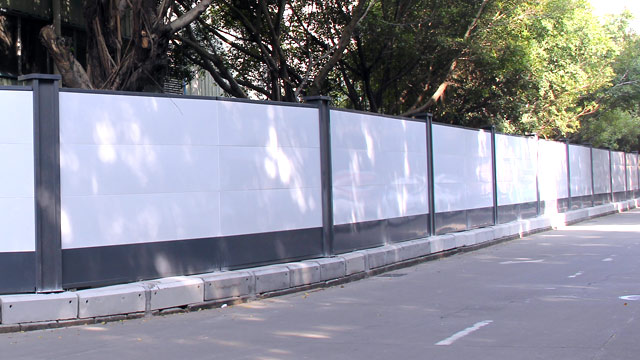 深圳A類新款鋼結構烤漆圍擋-圍擋安裝展示-A/B/C類圍擋-深圳市大通建材有限公司鋼圍擋生產定制廠家